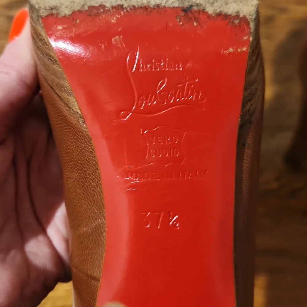 Women's christian Louboutin pumps - Picture 5 of 8